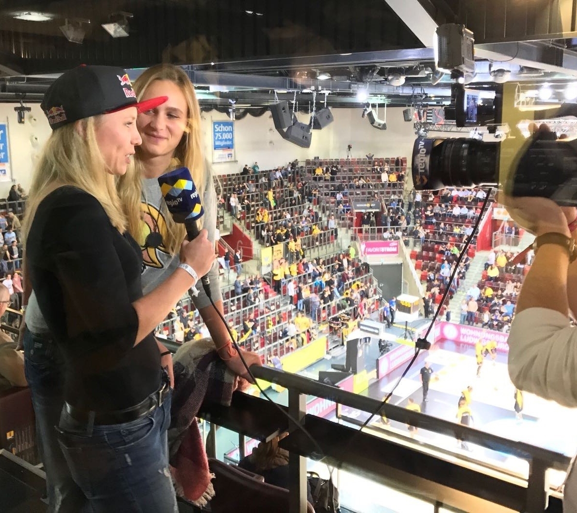 Karla Borger and Maggie Kozuch at the Champions League match of MHP-Riesen Ludwigsburg. Credit: Borger/Kozuch